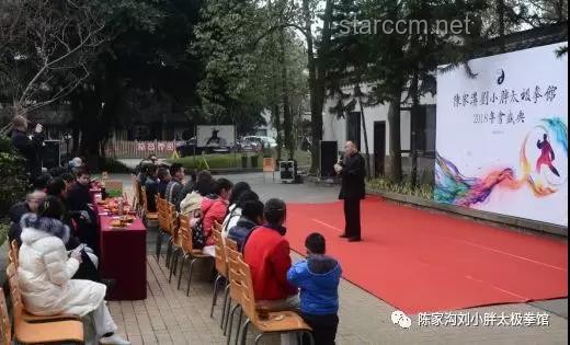日本交通的高效哲学：无候车大厅的奥秘🚀